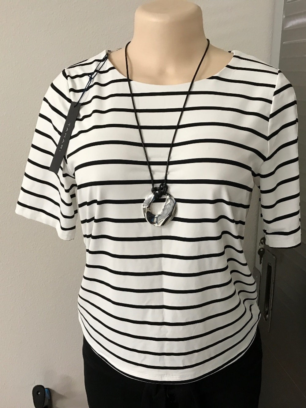 Tahari business casual striped top, medium sleeves, M, NWT